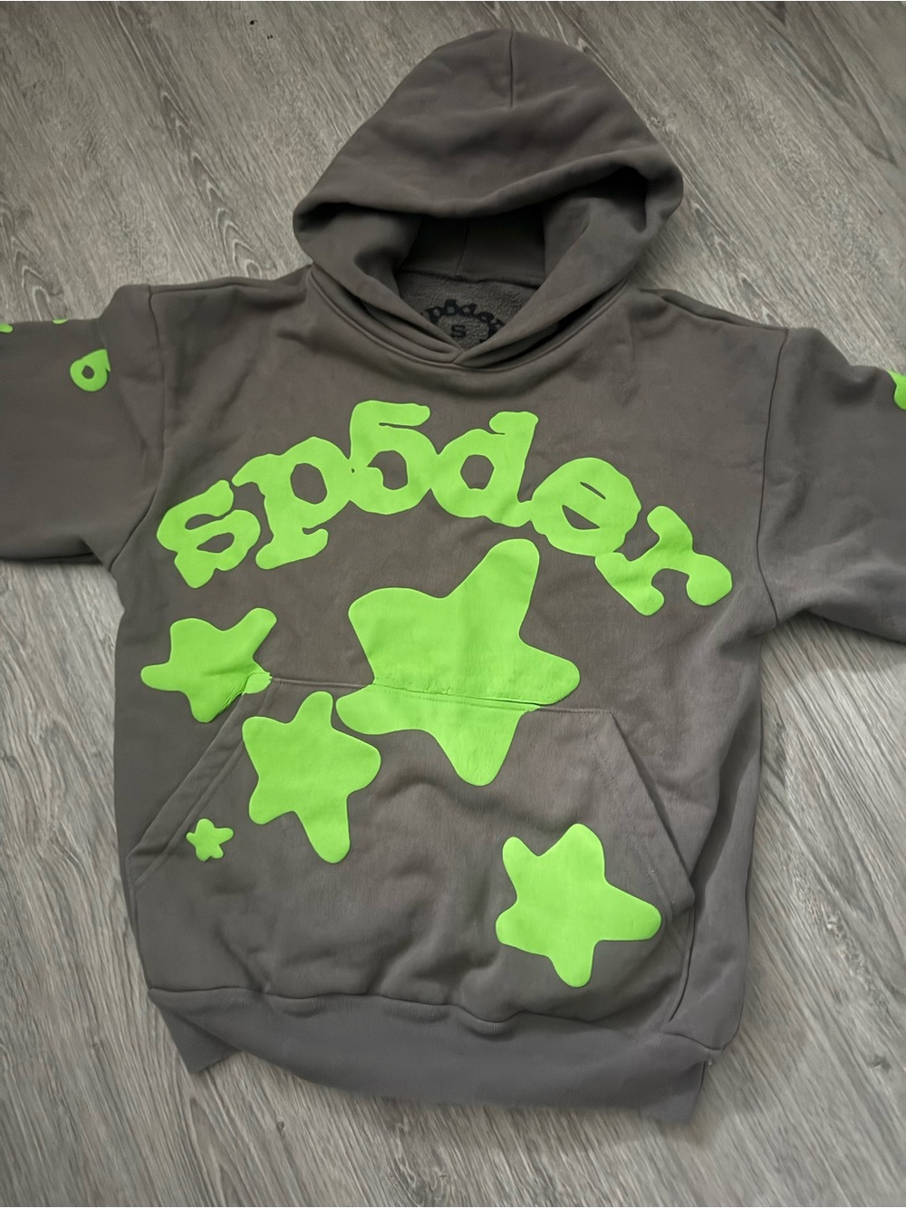 Kids Gray Hoodie with Neon Green Star Graphics - Spoofer